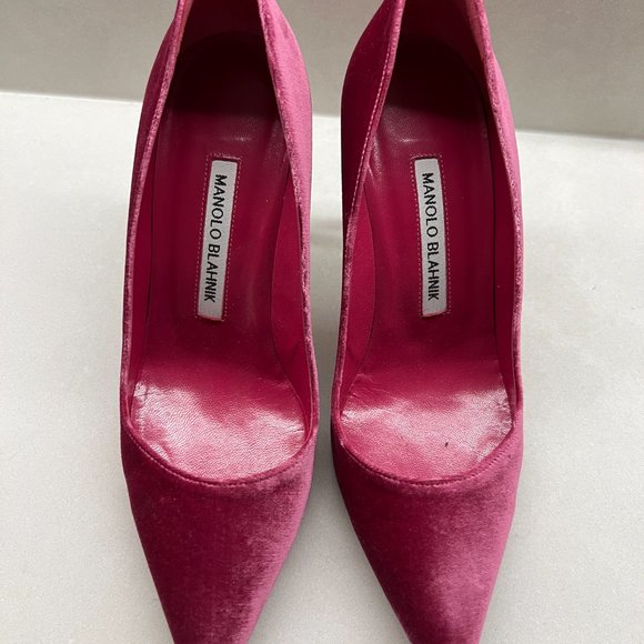 Ultra Rare MANOLO BLAHNIK Pink Velvet Heels 6.5 - Picture 2 of 8